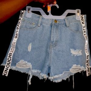 SHEIN- Jean Shorts 💓